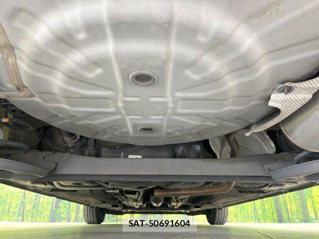 Nissan NOTE 2017-11 6816338-18