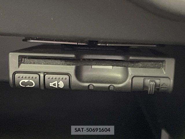 Nissan NOTE 2017-11 6816338-6