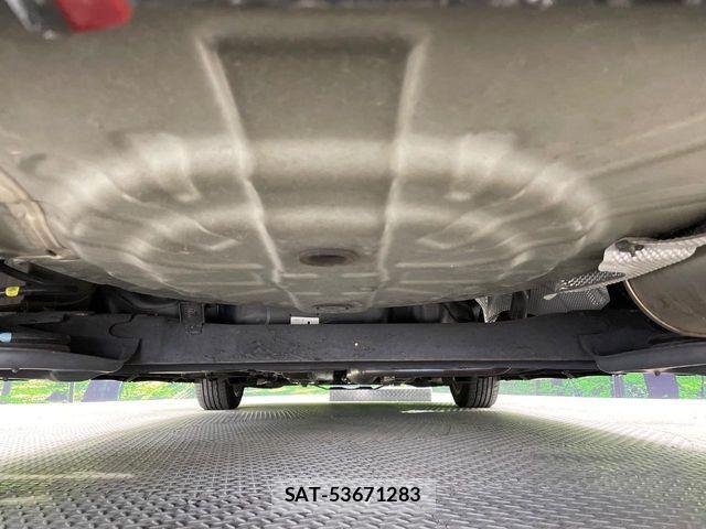 Nissan NOTE 2017-09 6816312-19