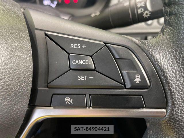 Nissan NOTE 2018-07 6816323-6