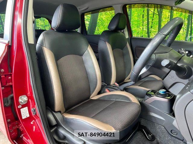 Nissan NOTE 2018-07 6816323-8