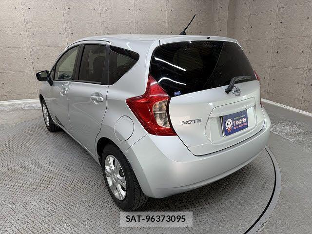 Nissan NOTE 2016-05 6816351-2
