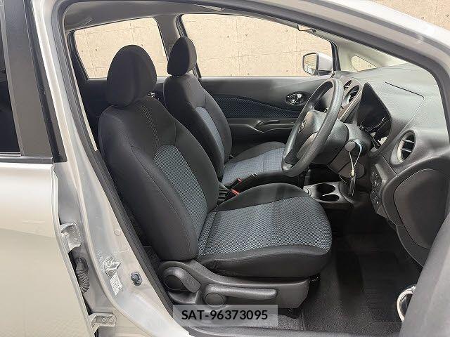 Nissan NOTE 2016-05 6816351-6