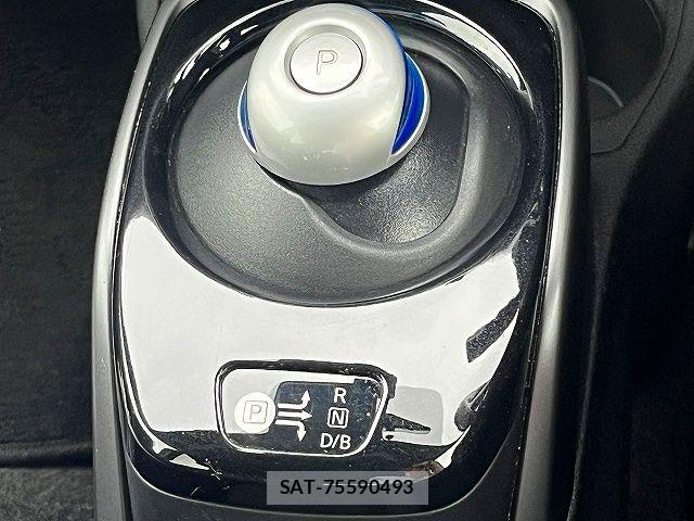 Nissan NOTE 2018-09 6816331-19