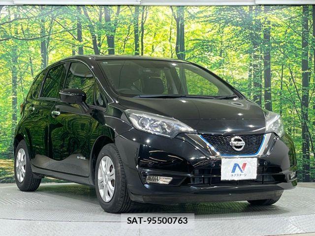 Nissan NOTE 2017-08 6816326-16