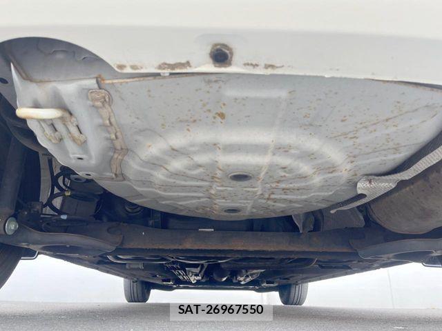 Nissan NOTE 2015-07 6816357-18