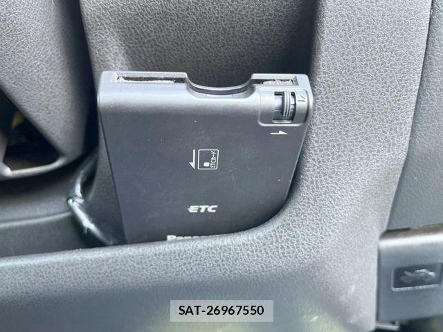 Nissan NOTE 2015-07 6816357-3