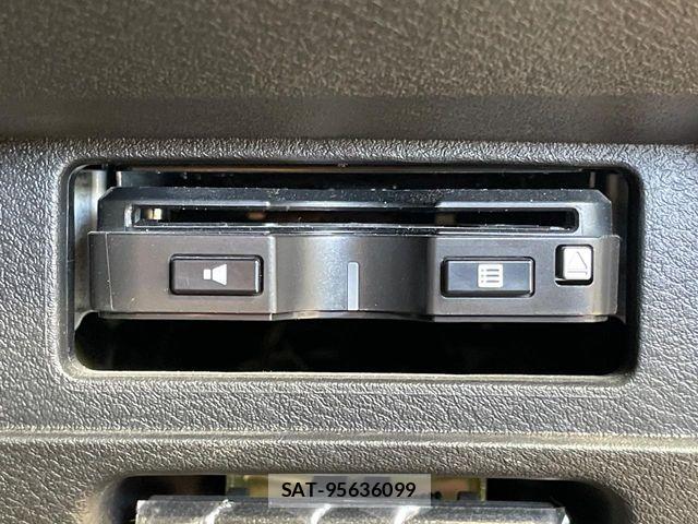 Nissan NOTE 2021-03 6816307-6
