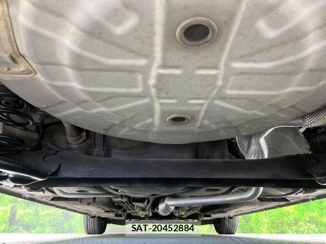 Nissan NOTE 2017-02 6816336-18