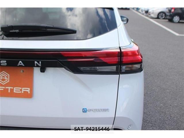 Nissan NOTE 2022-12 6816310-16