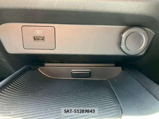 Nissan NOTE 2021-03 6816319-8