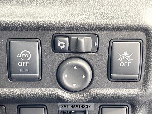 Nissan NOTE 2020-04 6910591-4