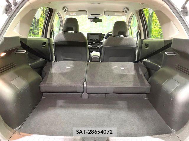 Nissan NOTE 2022-03 6910567-9