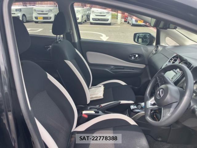Nissan NOTE 2018-03 6910637-11