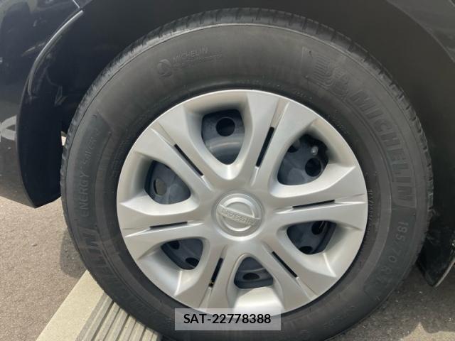 Nissan NOTE 2018-03 6910637-6