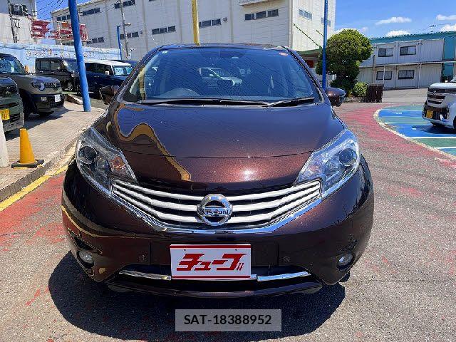 Nissan NOTE 2015-02 6910620-12