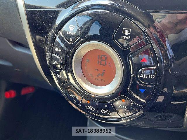 Nissan NOTE 2015-02 6910620-16
