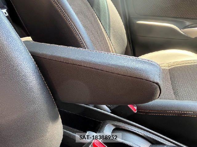 Nissan NOTE 2015-02 6910620-23