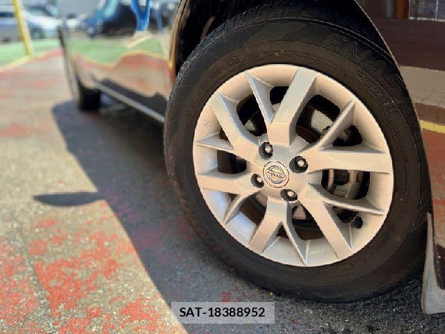 Nissan NOTE 2015-02 6910620-24
