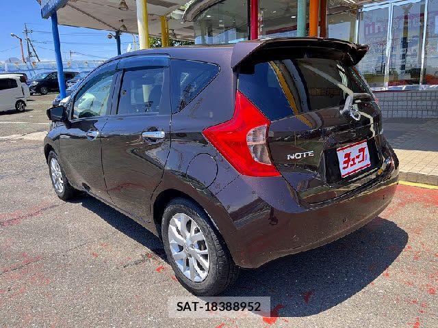 Nissan NOTE 2015-02 6910620-8