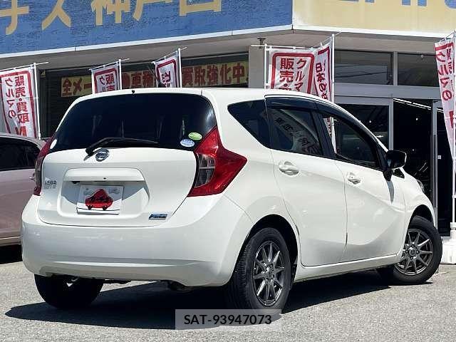 Nissan NOTE 2015-03 6910625-2