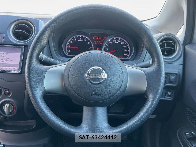 Nissan NOTE 2013-07 6910630-10