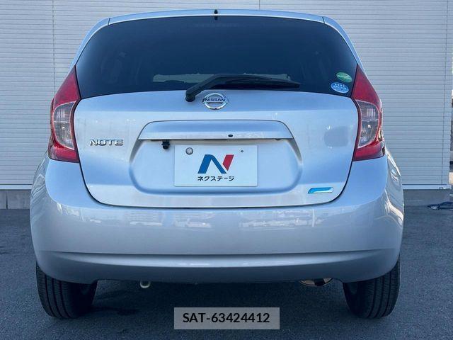 Nissan NOTE 2013-07 6910630-14