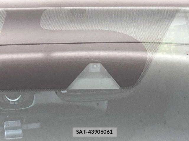 Nissan NOTE 2017-02 6910610-4
