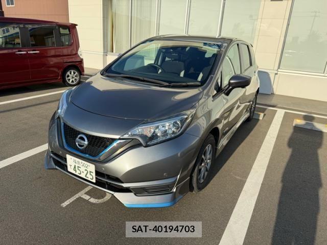 Nissan NOTE 2018-03 6910633-2