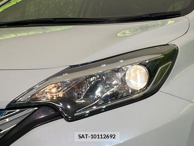Nissan NOTE 2018-10 6910571-11