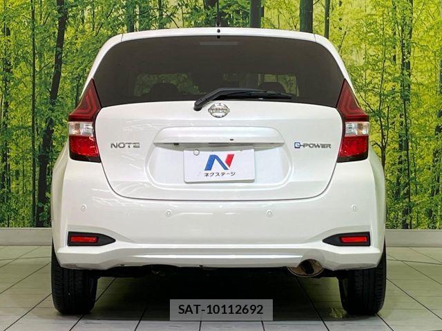 Nissan NOTE 2018-10 6910571-14