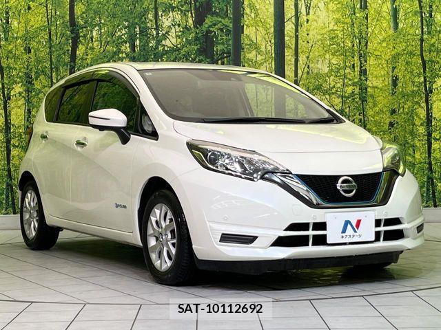 Nissan NOTE 2018-10 6910571-15