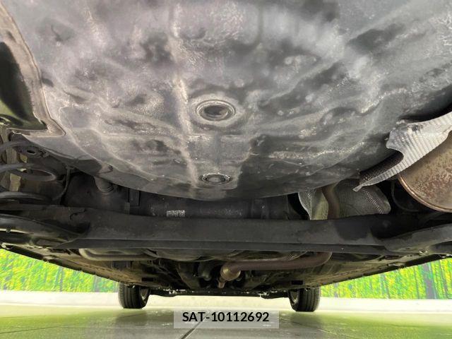 Nissan NOTE 2018-10 6910571-18