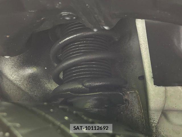 Nissan NOTE 2018-10 6910571-19