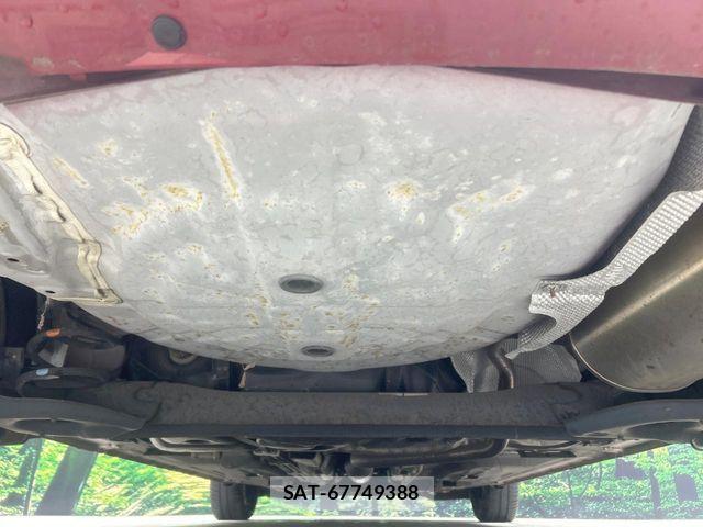 Nissan NOTE 2013-04 6910629-18