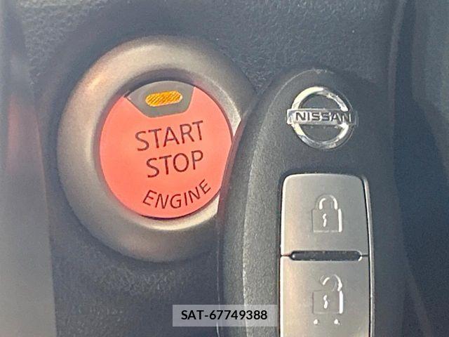 Nissan NOTE 2013-04 6910629-6