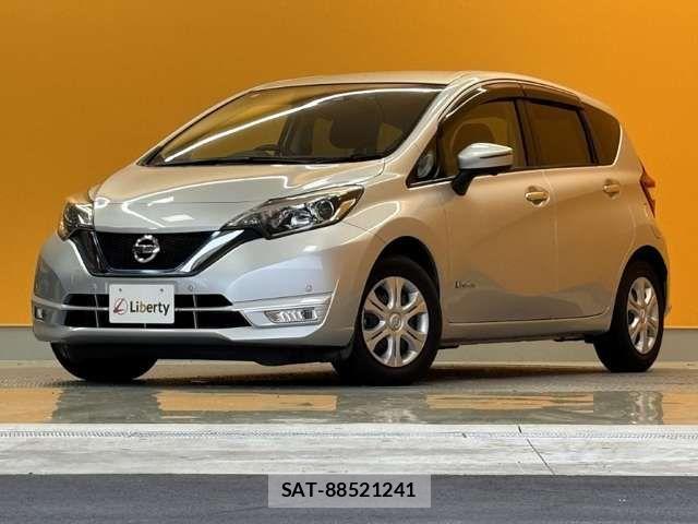 Nissan NOTE 2018-01 6910575-4