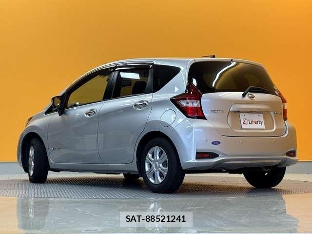 Nissan NOTE 2018-01 6910575-6