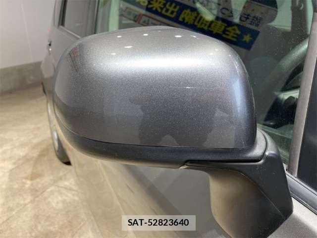 Nissan NOTE 2014-04 6910622-13
