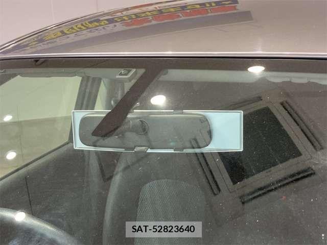 Nissan NOTE 2014-04 6910622-14