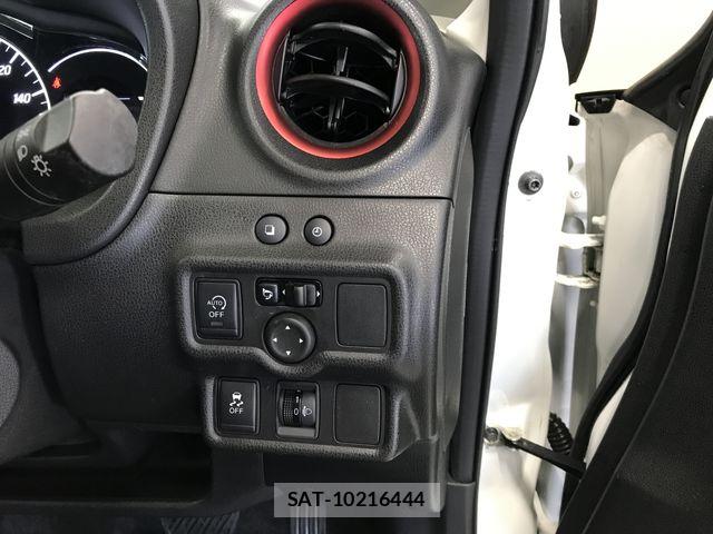Nissan NOTE 2016-06 6910573-16