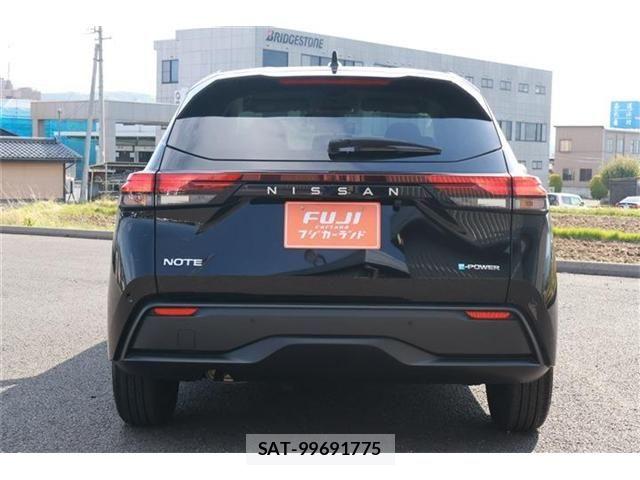 Nissan NOTE 2022-03 6910494-15