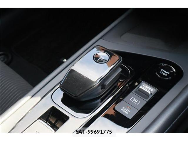 Nissan NOTE 2022-03 6910494-19