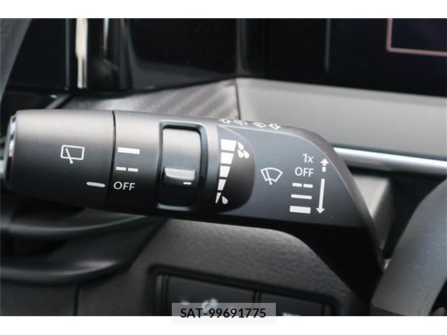 Nissan NOTE 2022-03 6910494-24