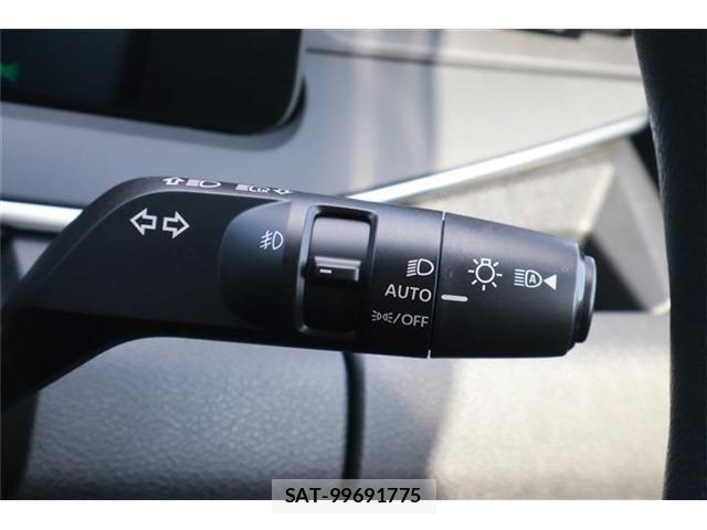 Nissan NOTE 2022-03 6910494-25