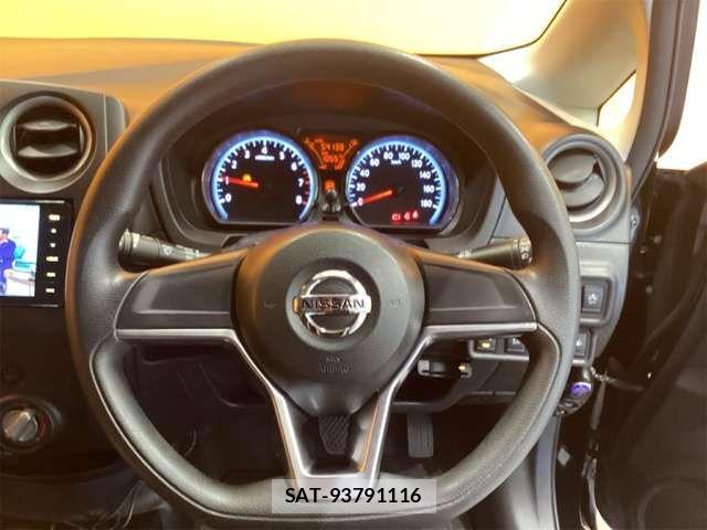 Nissan NOTE 2018-09 6910593-18