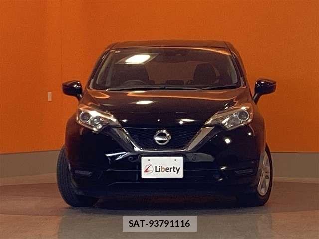 Nissan NOTE 2018-09 6910593-4