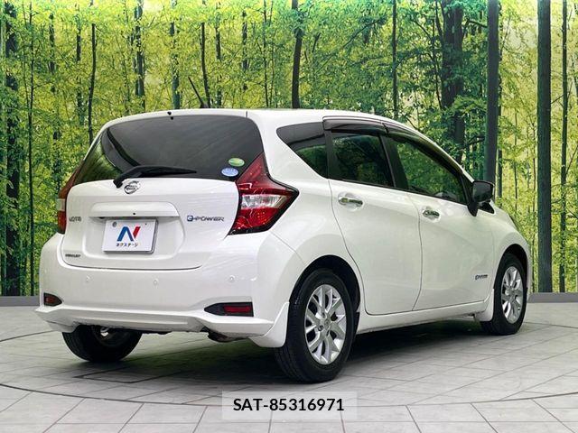 Nissan NOTE 2017-07 6910547-16