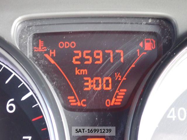 Nissan NOTE 2019-02 6910586-13