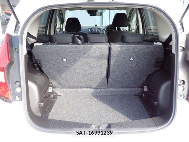 Nissan NOTE 2019-02 6910586-17